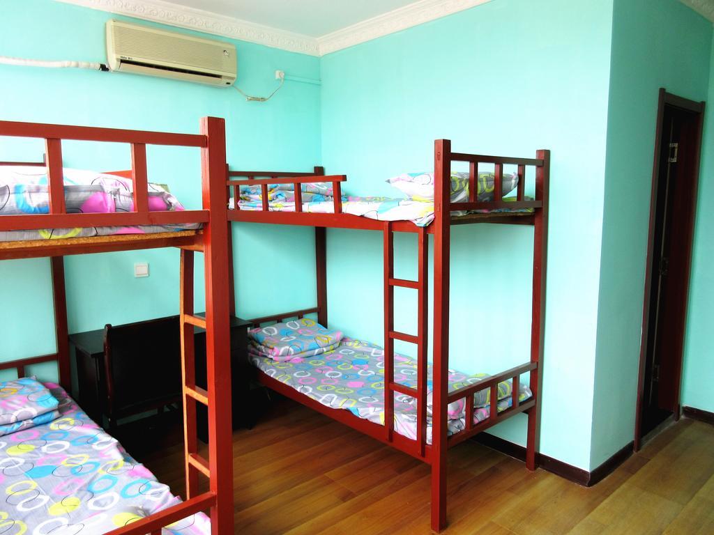 25°C Four Season Youth Hostel Ціндао Номер фото